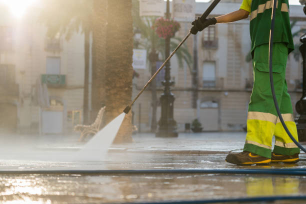 Best Pool Deck Cleaning  in Guymon, OK